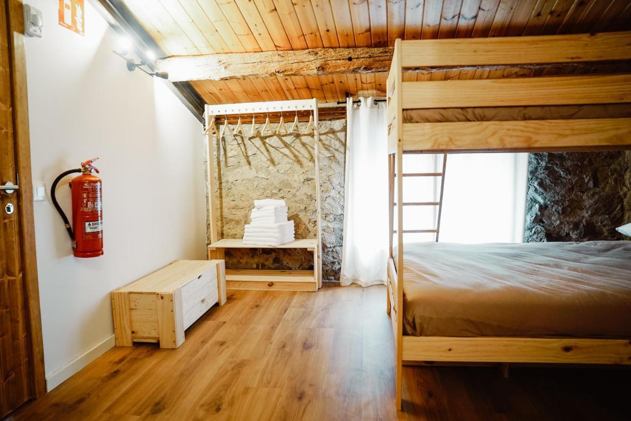 Cases Altes De Posada Naves  ภายนอก รูปภาพ