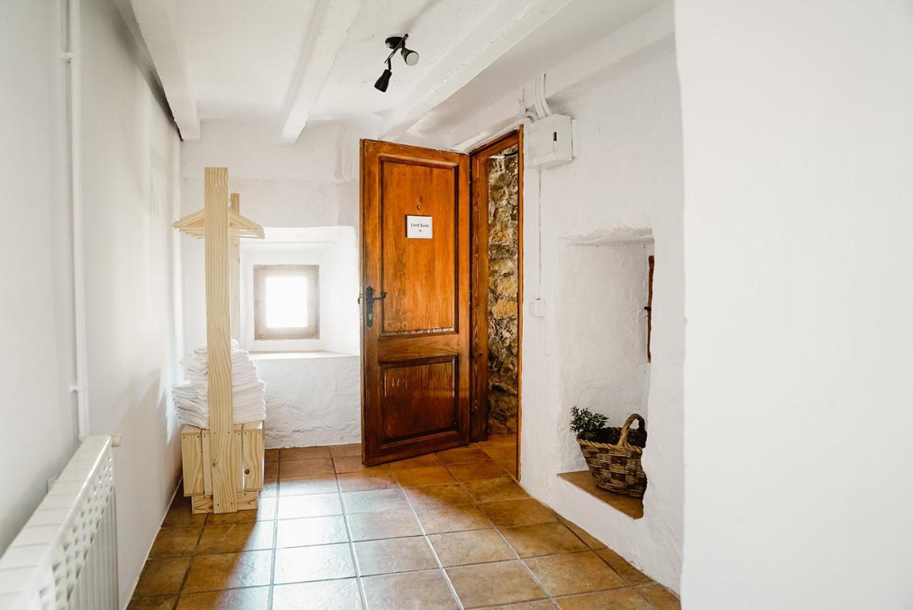 Cases Altes De Posada Naves  ภายนอก รูปภาพ