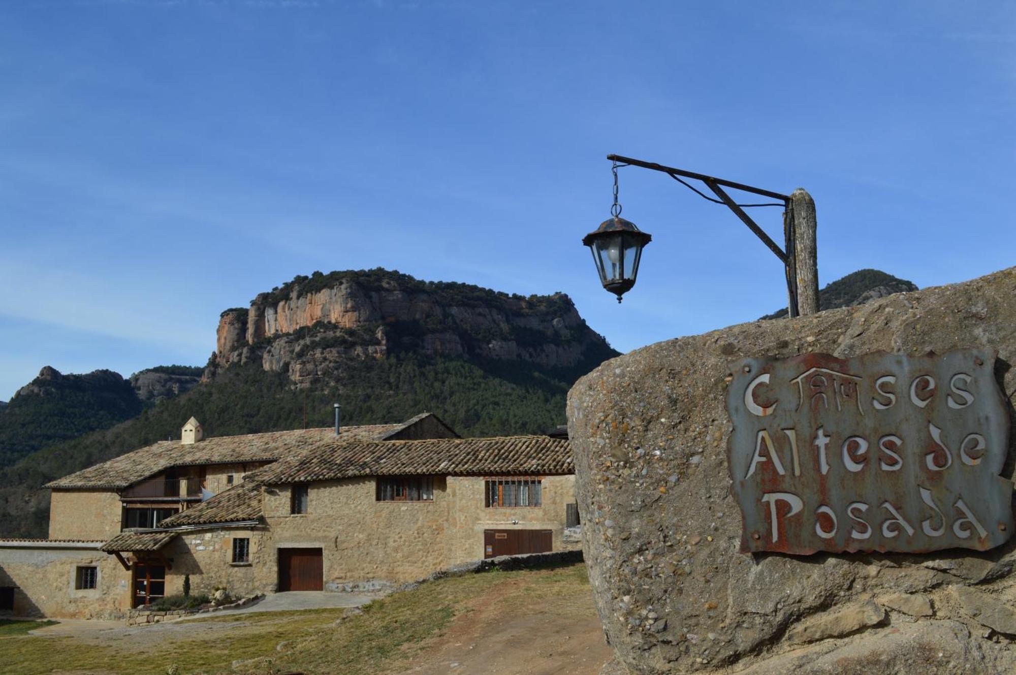 Cases Altes De Posada Naves  ภายนอก รูปภาพ